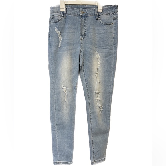 Muhadrs Women's Stretch Distressed Jeans Classic, Skinny
Light blue
Size 14 - Picture 1 of 6